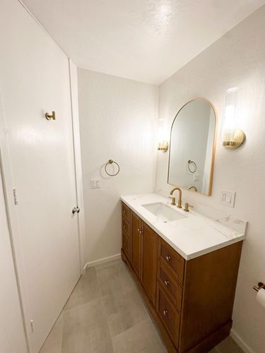 Pacific Heights Bathroom photo 2