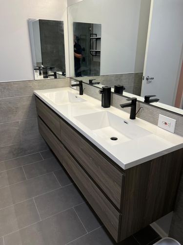 Spear St. Bathroom photo 1
